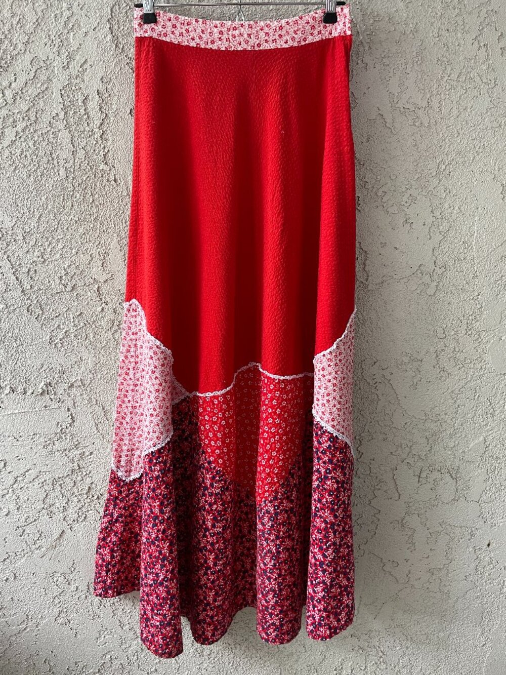 Vtg Wendy California Patchwork Skirt Red Floral Cottagecore Boho XS 26" Waist